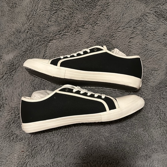 Penguin Sneakers - Picture 4 of 6